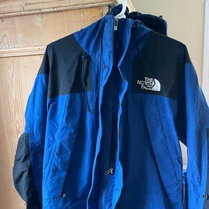 The North Face Men's ski shell/mountain parka